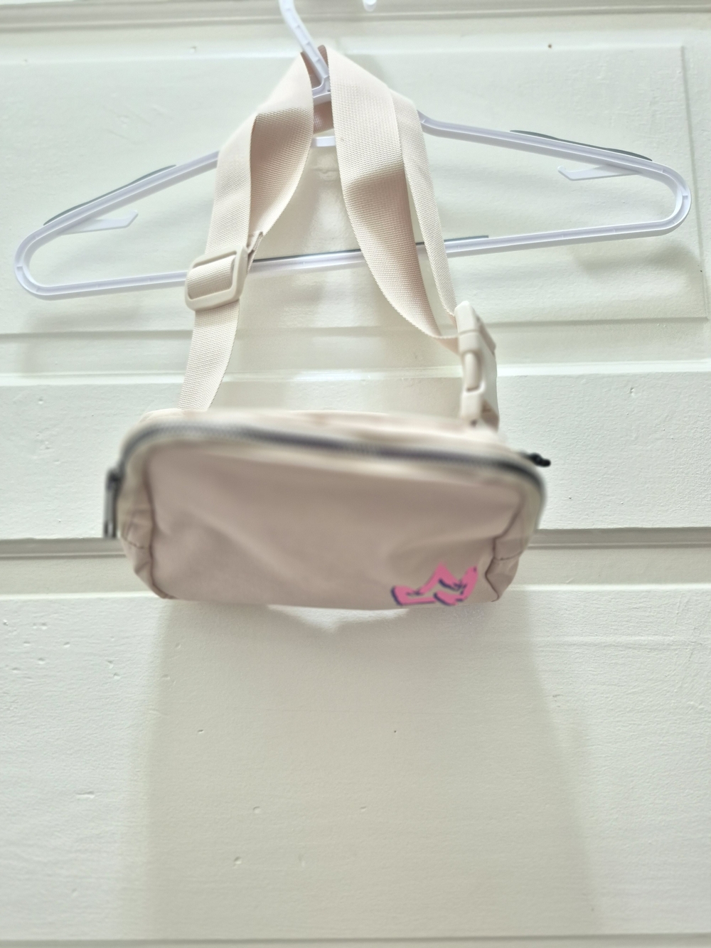 New Fanny Pack ☆Cream Pink Queen Crown Logo Waist Belt Bag Travel Bag Adult Size